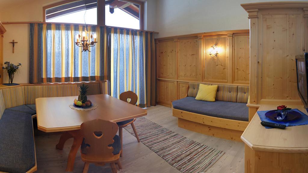 Gaestehaus Alpina Maurach  Exterior photo